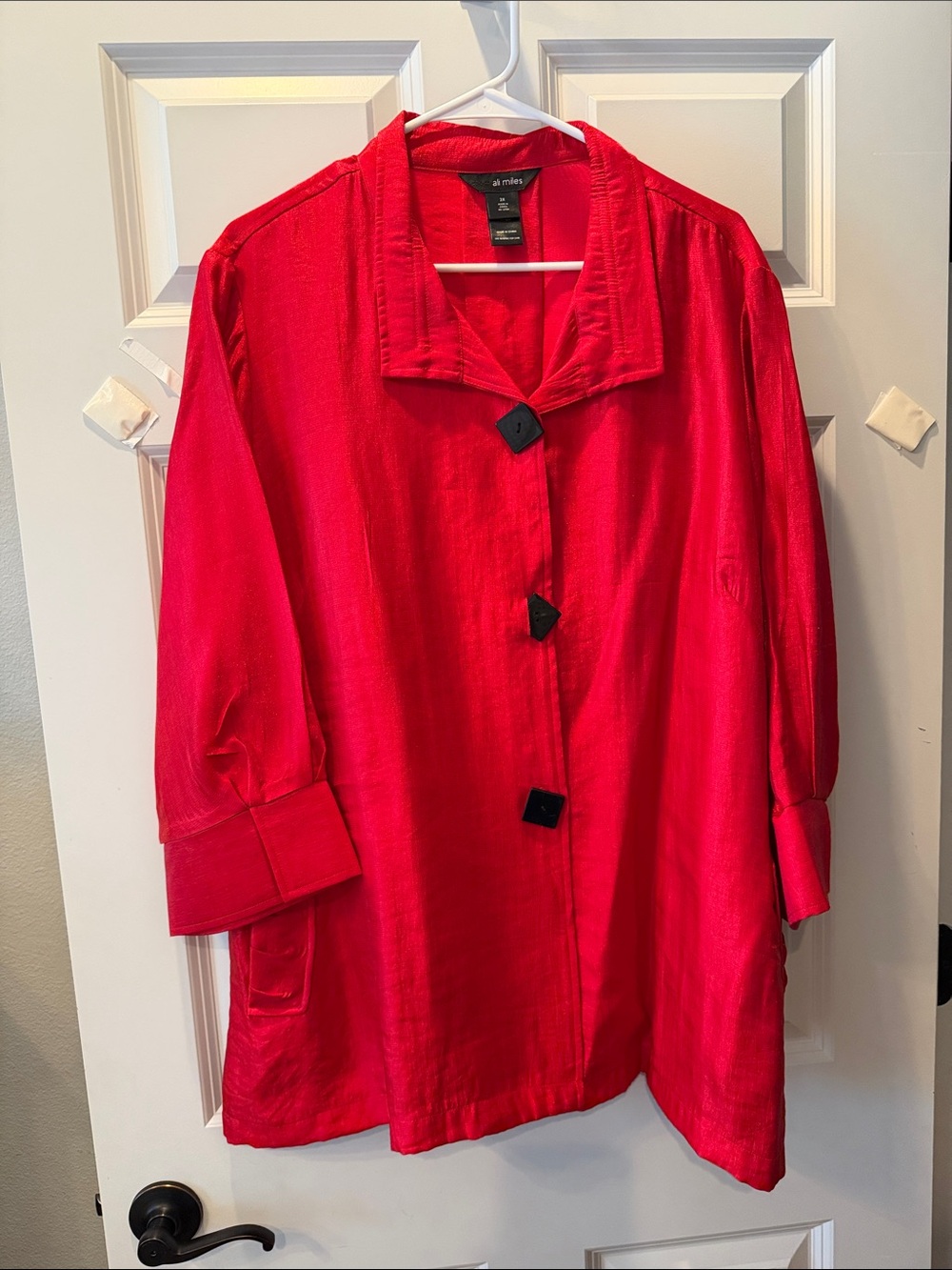 Ali Miles Bright Red Satin-Look Button Jacket